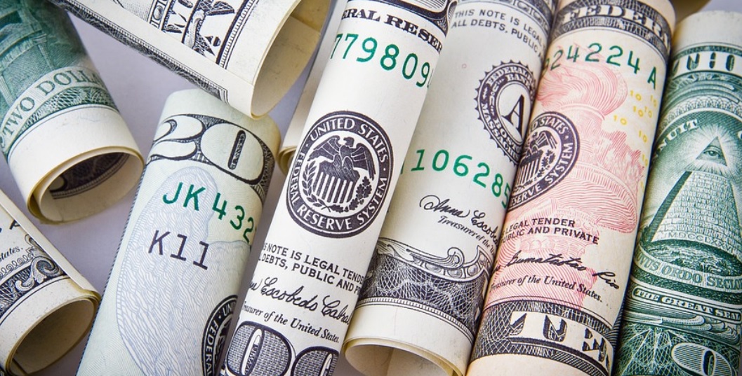 Somente em 2021 a Sanofi gastou cerca de US$ 6 bilhões em aquisições de novas farmacêuticas.