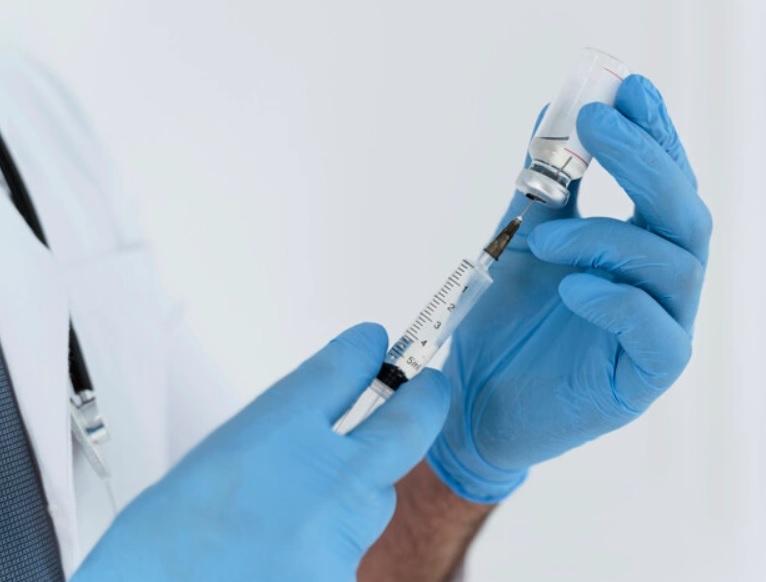 A nova vacina contra a COVID-19 é mais um instrumento para o enfrentamento do coronavírus no mundo.